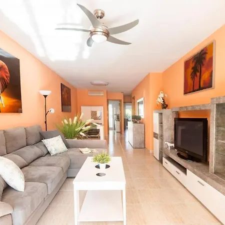 House La Nuza , Wifi Bbq Airco 100m To 펜션 *
