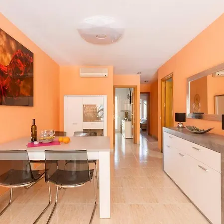House La Nuza , Wifi Bbq Airco 100m To * El Campello
